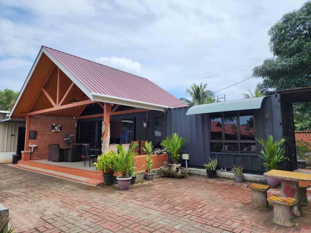 Homestay Umbai Kelana Merlimau Zewnętrze zdjęcie