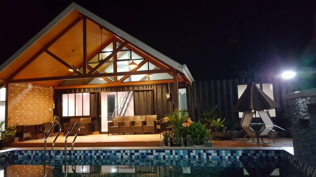 Homestay Umbai Kelana Merlimau Zewnętrze zdjęcie